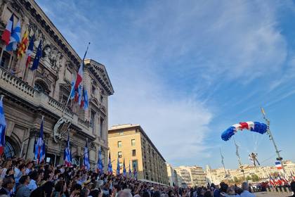 Генералният консул на Република България в Лион присъства на честванията за националния празник на Франция в Марсилия